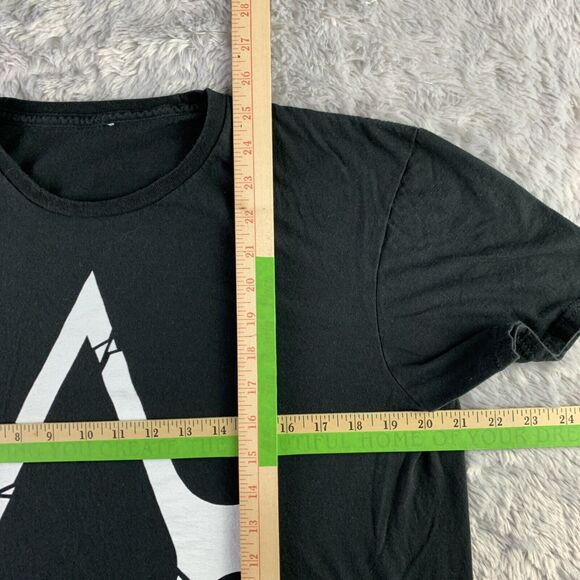 Assassins Creed Shirt Mens Medium Black White Rogue Logo 2019 Ubisoft Video Game - Picture 6 of 8
